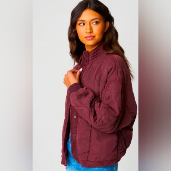 BlankNyc Women's Cranberry Drop Shoulder Zip Jacket - Picture 2 of 6